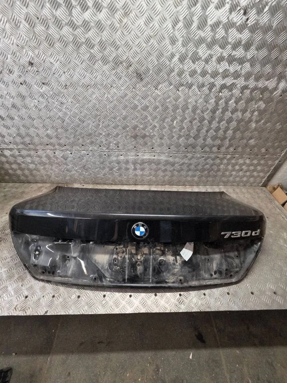 Tailgate/trunk/boot lid 1234