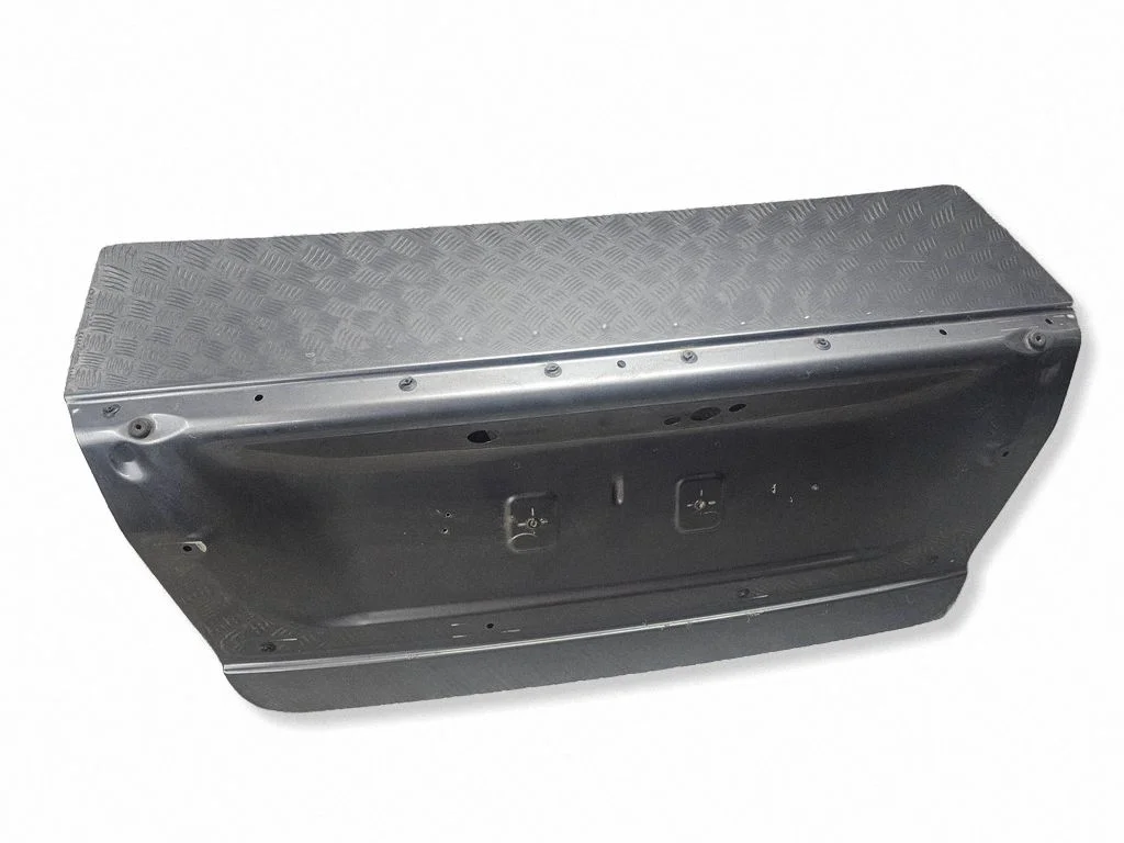 Tailgate/trunk/boot lid 1234