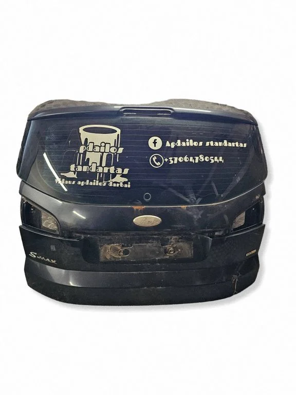 Tailgate/trunk/boot lid 1234