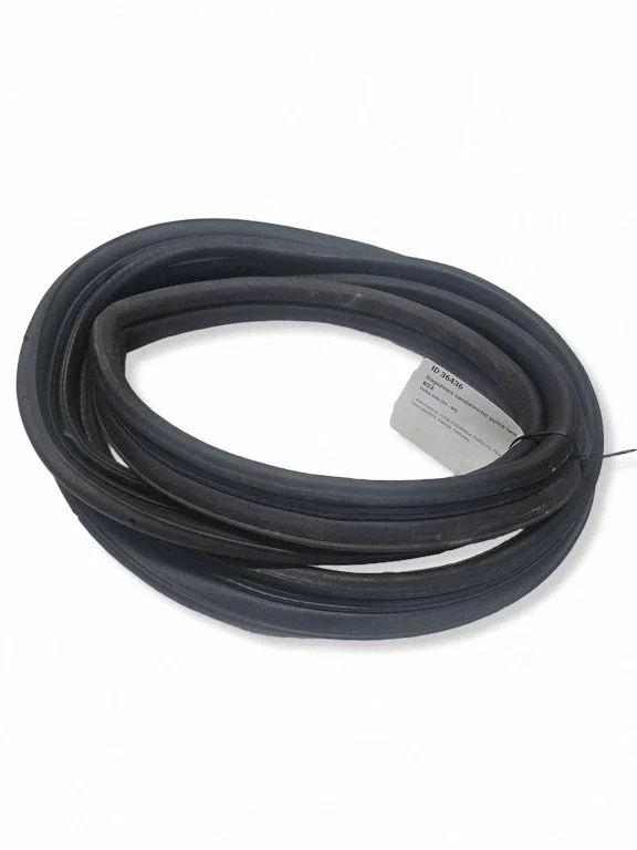 Loading door rubber seal (on body)