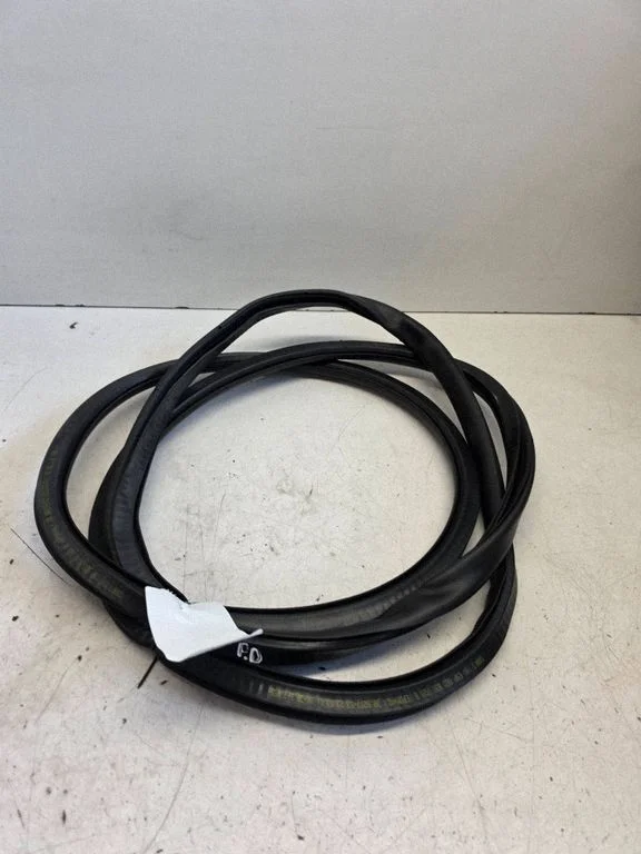 Front door rubber seal – Audi A4 S4 B6 8E 8H (2001-2005)