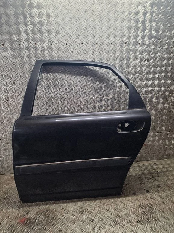 Rear door 1234