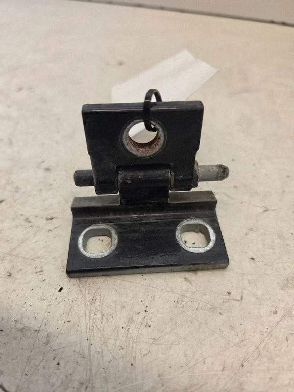 Rear door upper hinge 1234