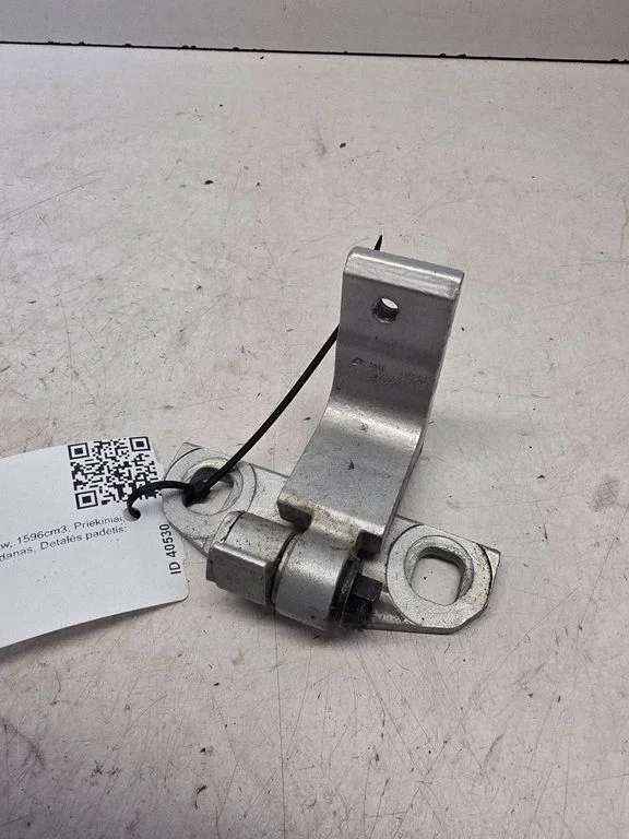 Rear door upper hinge – Volvo S60 (2011-2013)