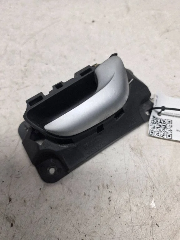 Rear door interior handle 09170046