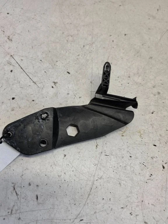 Rear door lock 1J4839767