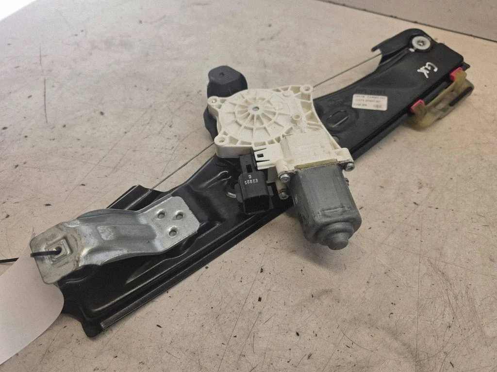 Rear door window regulator with motor GX7327001AC