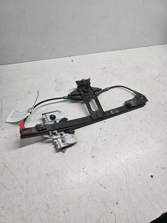 Mechaninis galinio lango pakėlimo mechanizmas