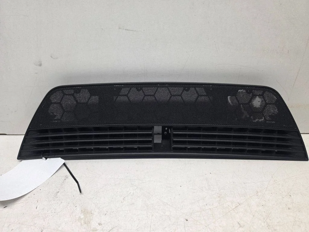 Dash center air vent grill – Audi A4 S4 B6 8E 8H (2001-2005)