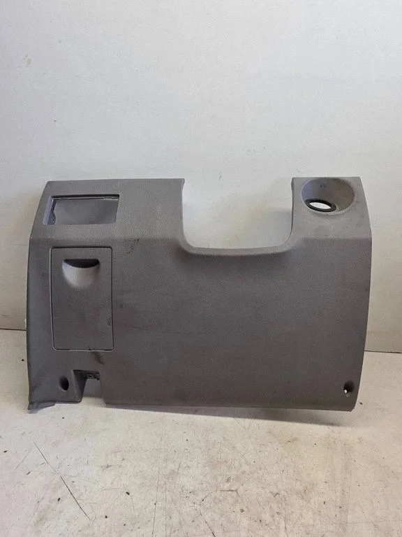 Dashboard lower bottom trim panel 847503E000