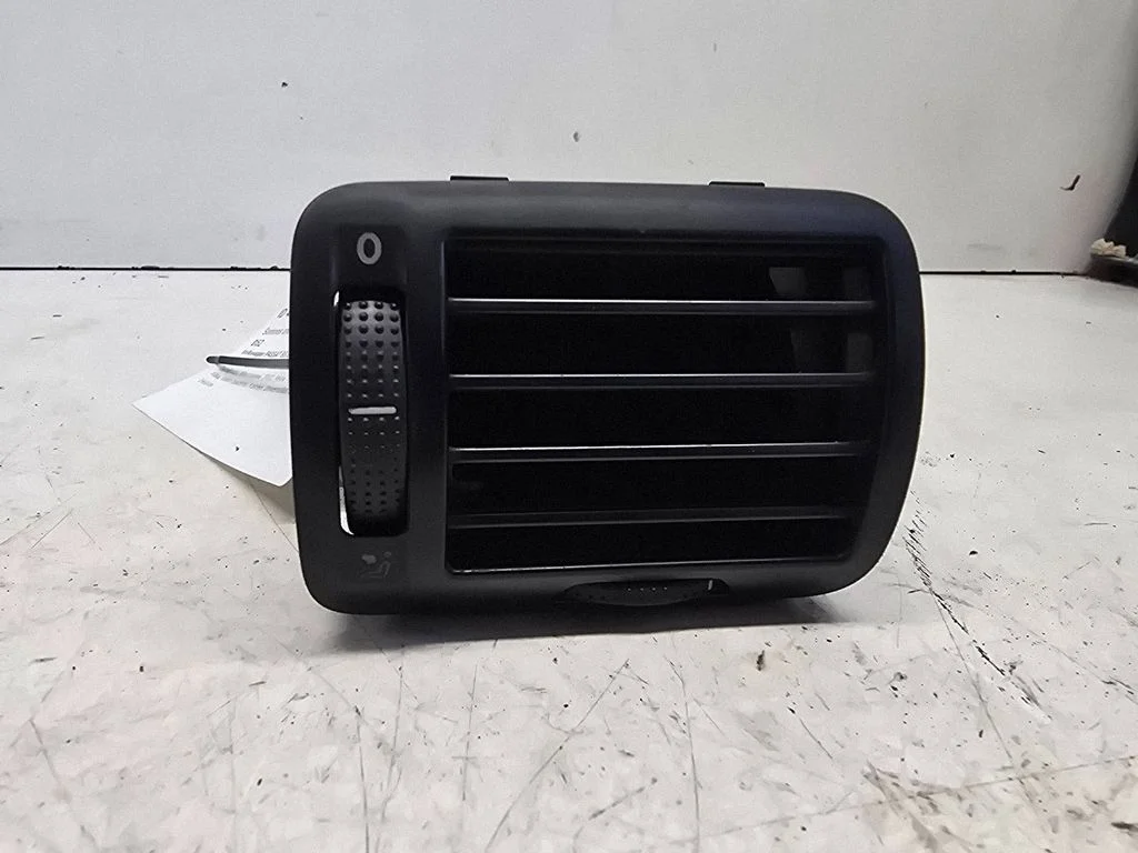 Dashboard side air vent grill/cover trim – Volkswagen Passat B5.5 (2001-2005)