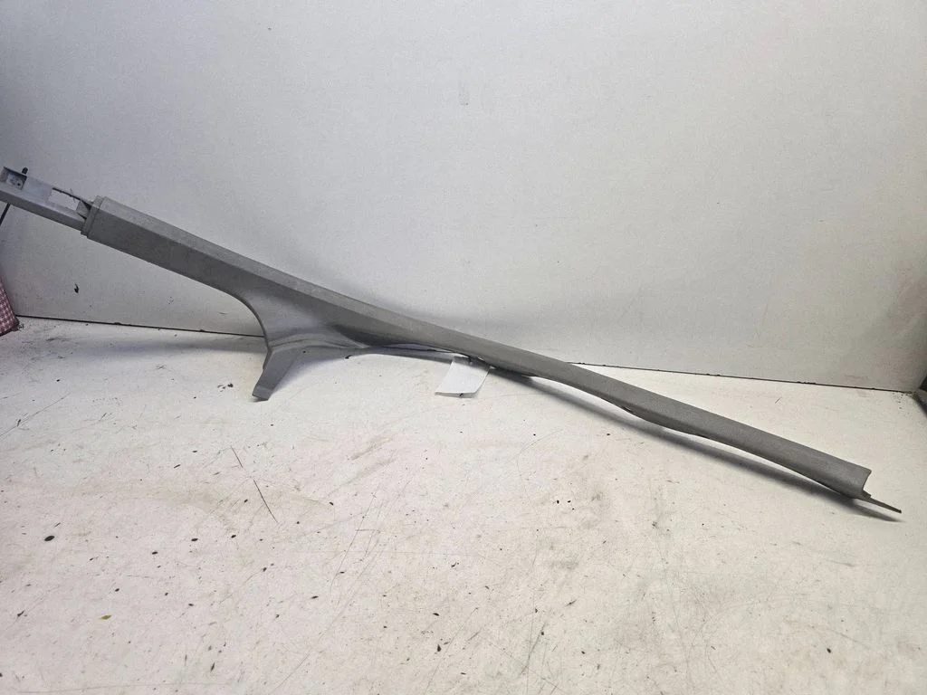 Tagalävise kate (sisemine) – Audi A4 S4 B7 8E 8H (2005-2008)