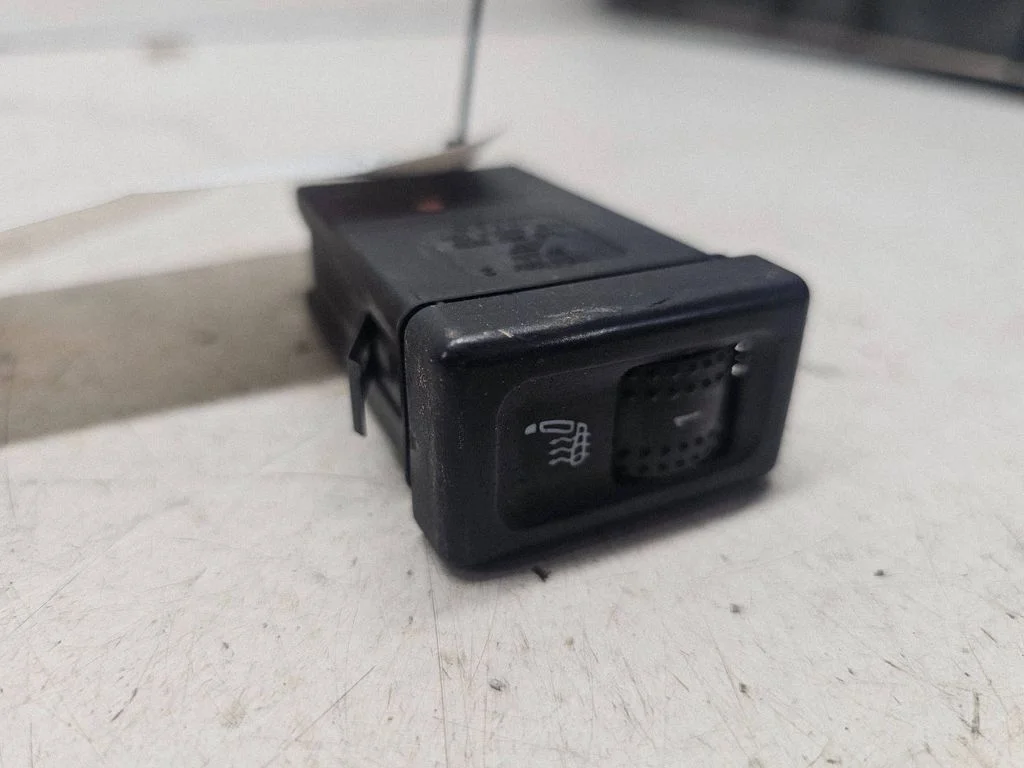 Seat heating switch 7M5963563B
