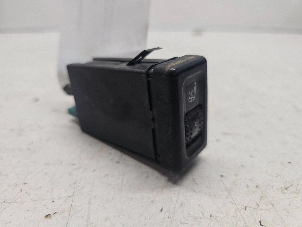 Seat heating switch 7M5963563B
