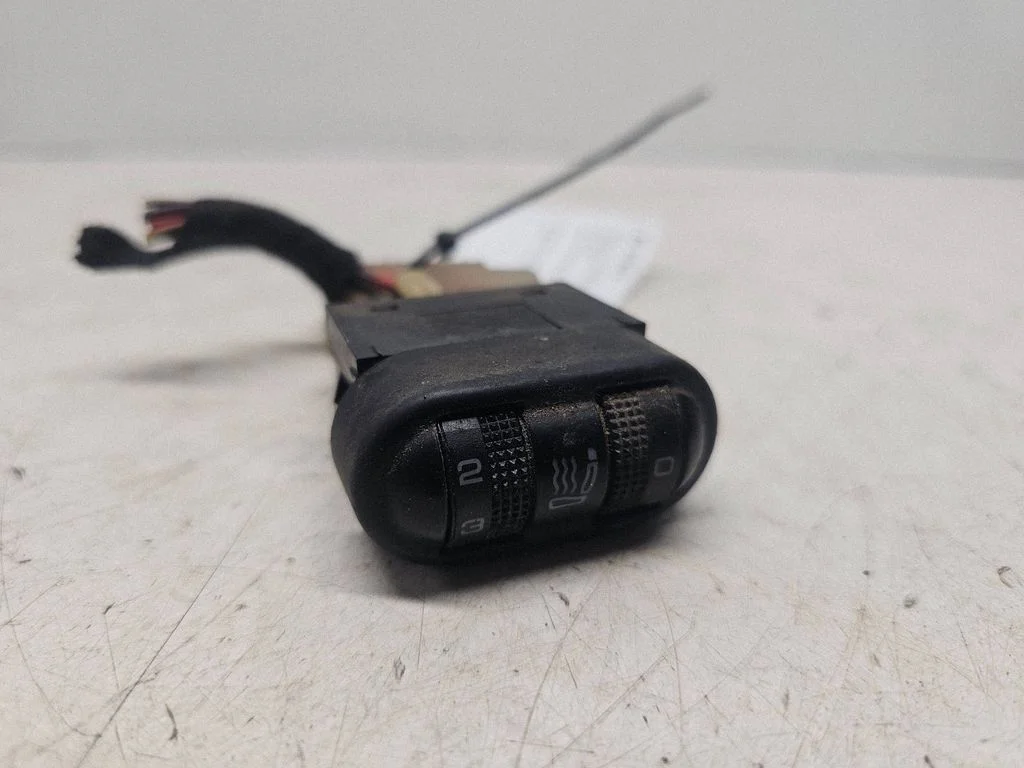Seat heating switch 7M0963563C
