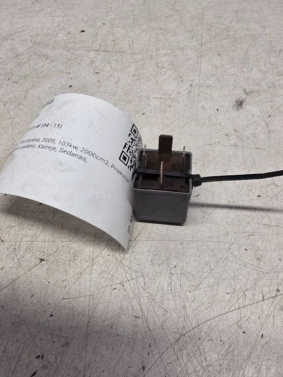 Other relay 8D0951253A