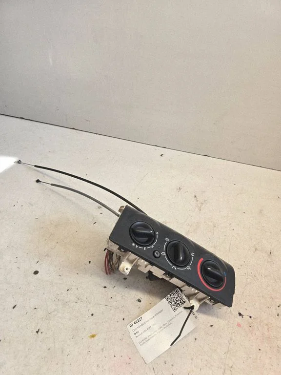 Climate control unit 8200147157