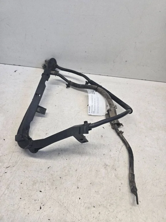 Positive cable (battery) – Volkswagen Passat B5.5 (2001-2005)