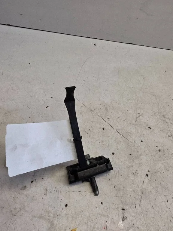 Battery bracket 8E0803123