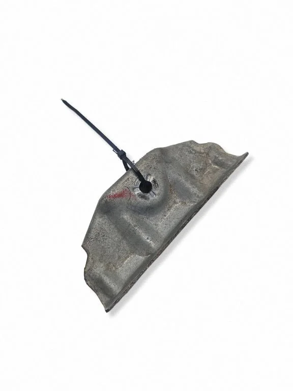 Battery bracket – Volvo S60 (2001-2004)