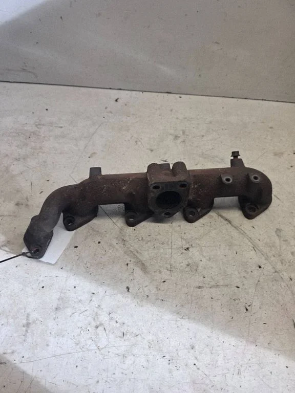 Exhaust manifold – KIA Sorento (2002-2009)