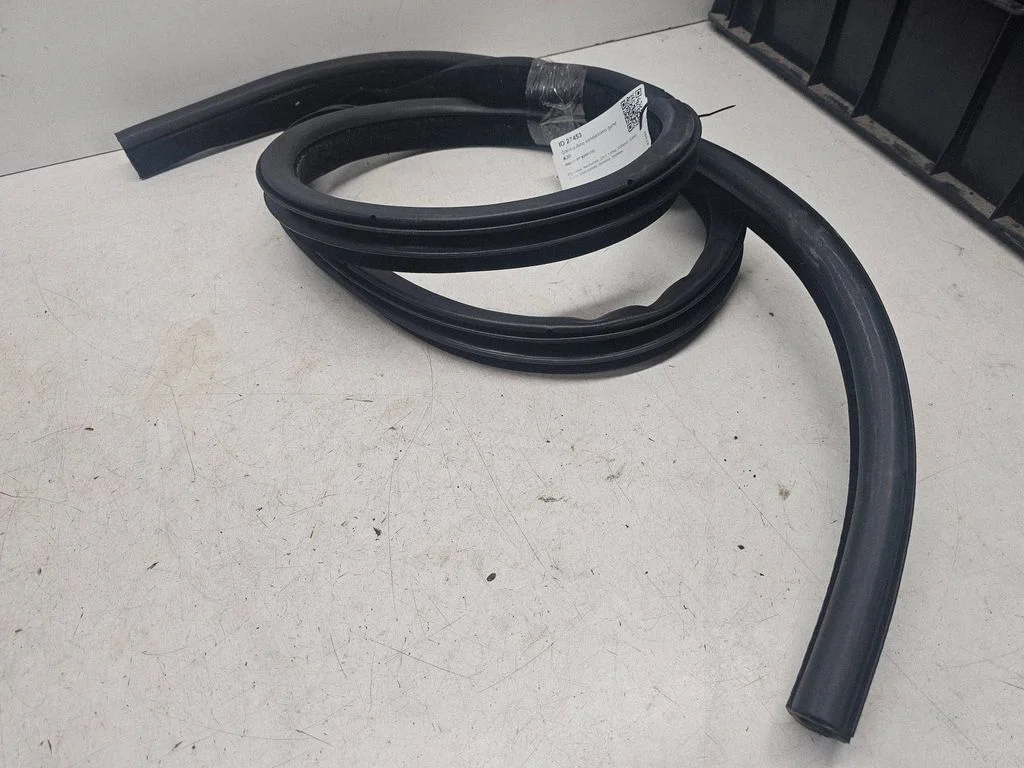 Rubber seal rear door GX63253A10A