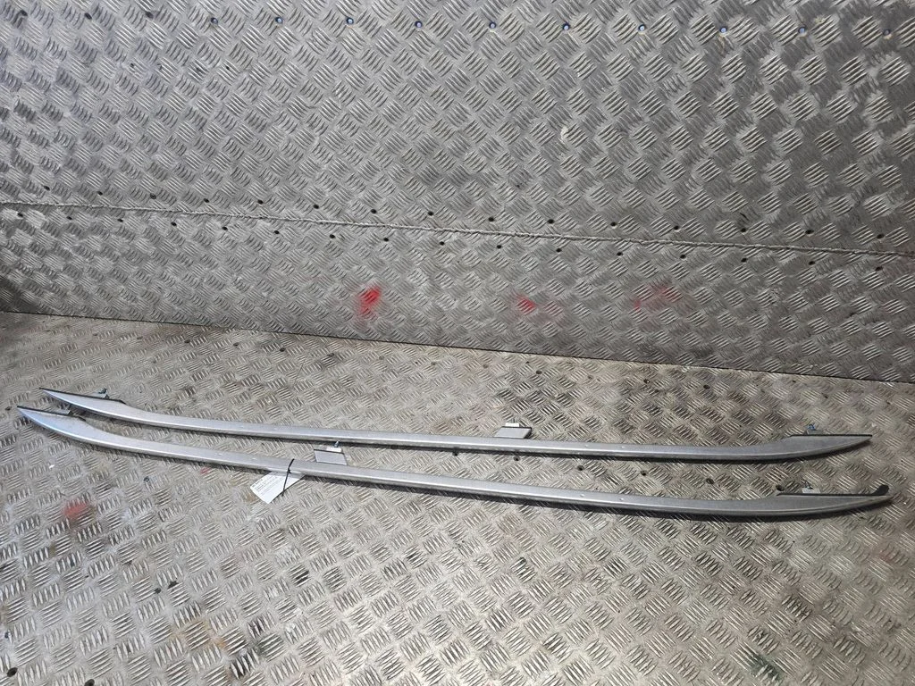 Išilginiai stogo strypai "ragai"