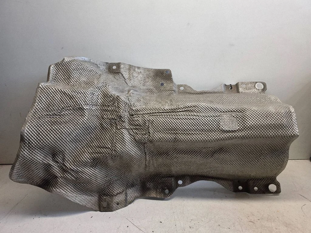 Väljalaske soojusisolatsioon (kuumakaitse) – Volvo S60 (2011-2013)