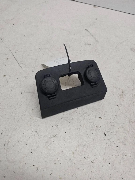 12 V lizdas (gale)