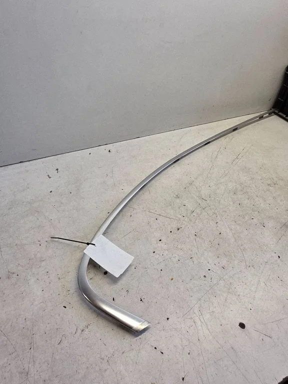 Rear door glass trim molding – BMW 7 Series E65 E66 (2001-2008)