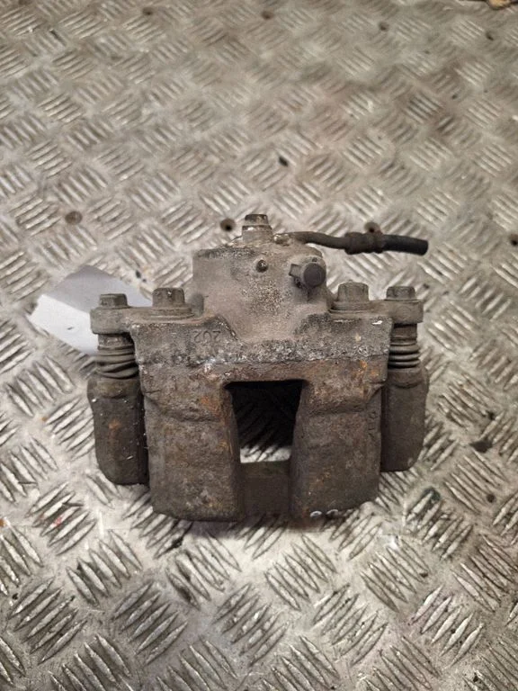 Front brake caliper – Hyundai Sonata (2006-2015)