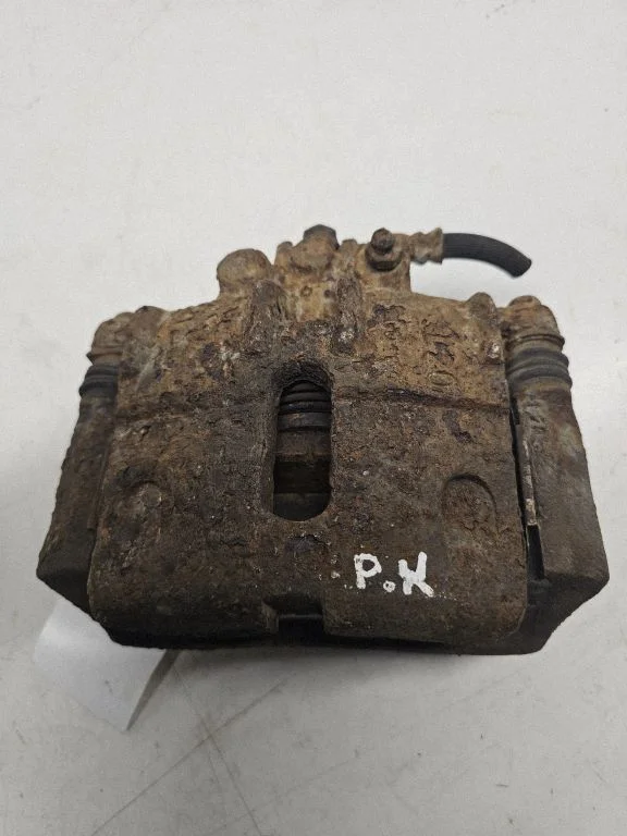 Front brake caliper – left