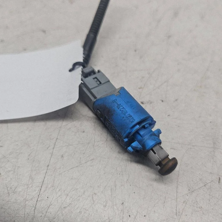 Brake pedal sensor switch 8200168239B