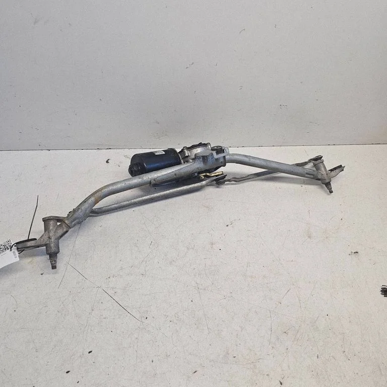 Front wiper linkage and motor 8D1955113C