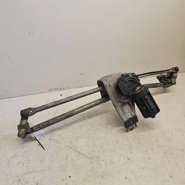 Front wiper linkage and motor 4A1955023C