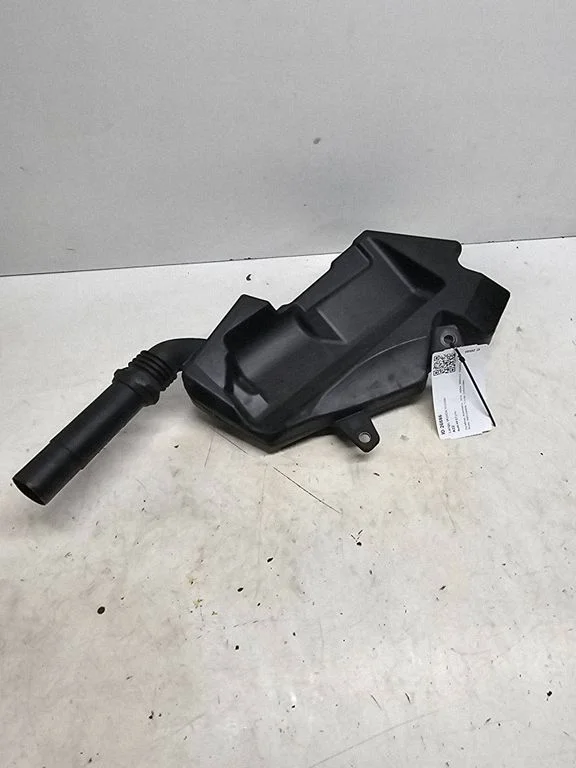 Windshield washer fluid reservoir/tank – Audi A6 S6 C7 4G (2011-2018)