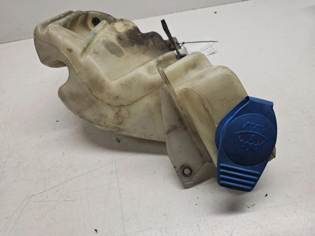 Windshield washer fluid reservoir/tank 4B0955453A