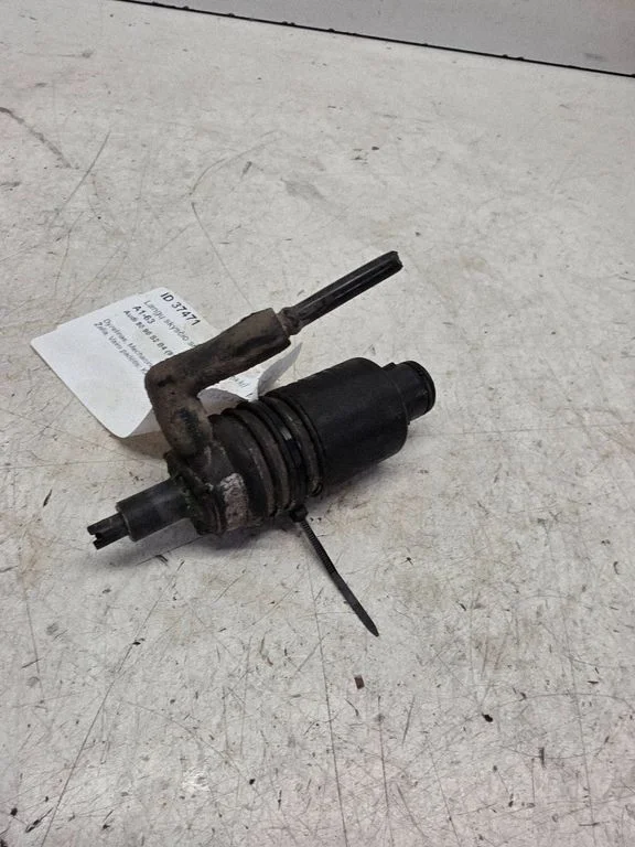 Windscreen/windshield washer pump 4A0955651