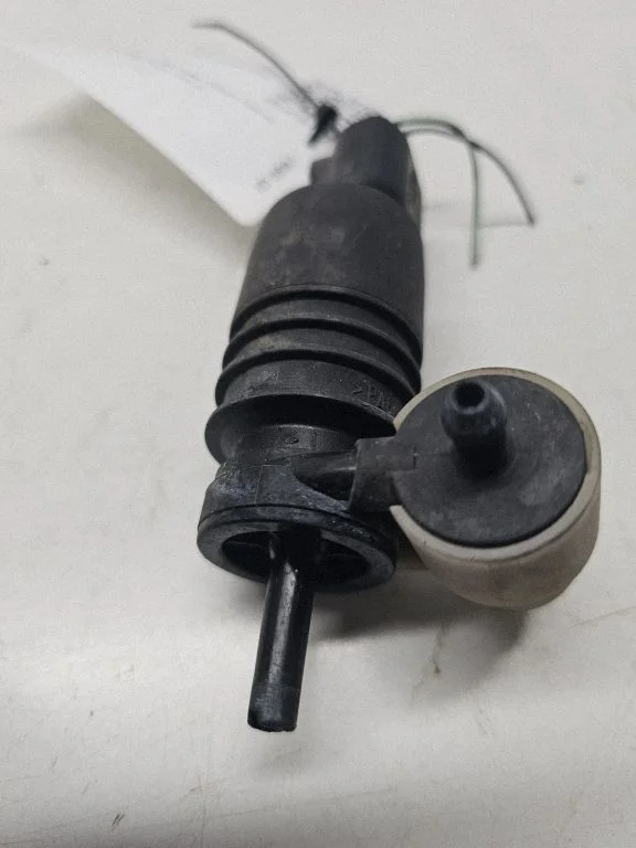 Windscreen/windshield washer pump