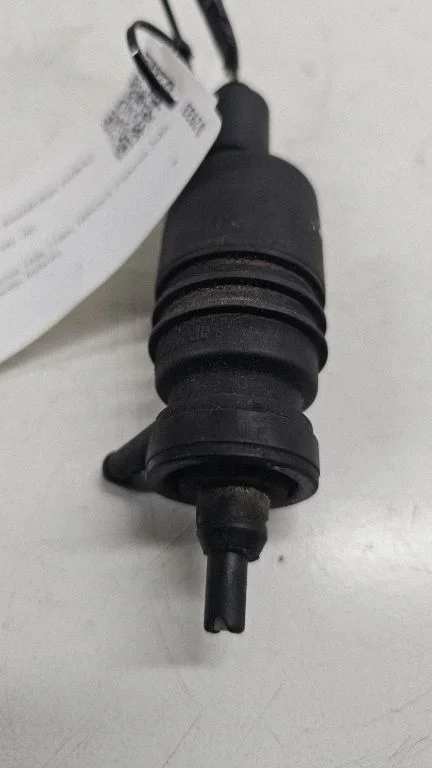 Windscreen/windshield washer pump