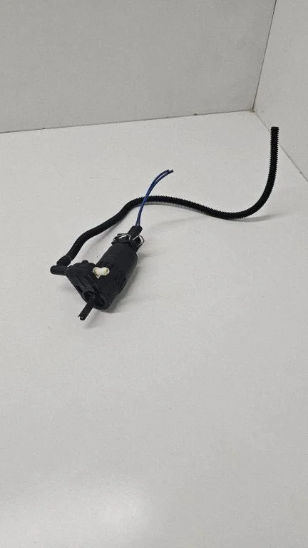 Windscreen/windshield washer pump