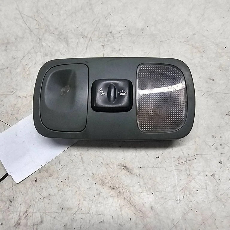 Front seat light 77007838455