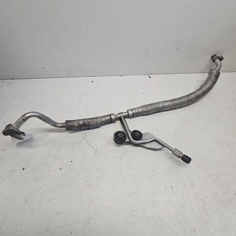 Air conditioning (A/C) pipe/hose