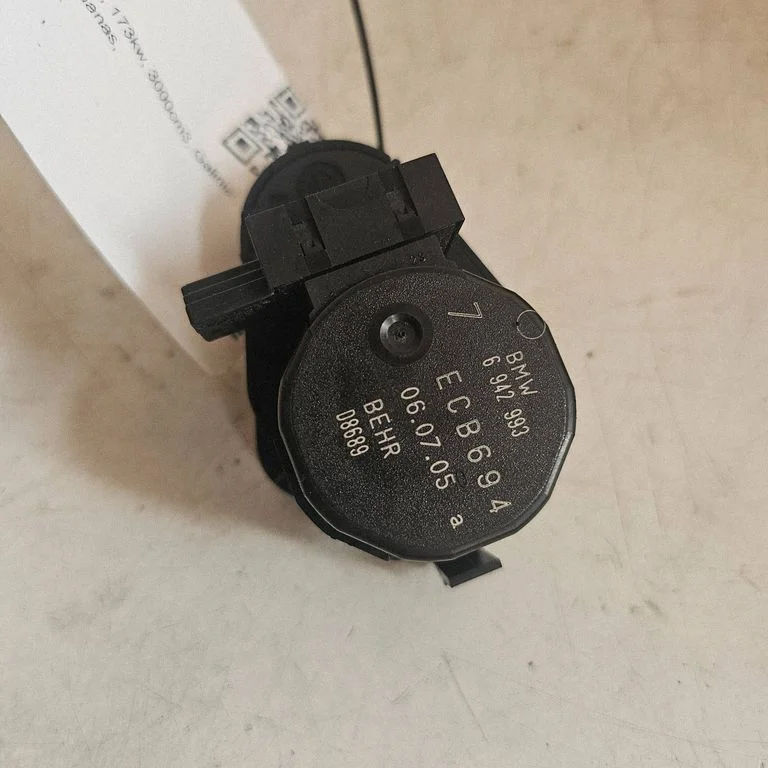 Air flap motor/actuator 6942993