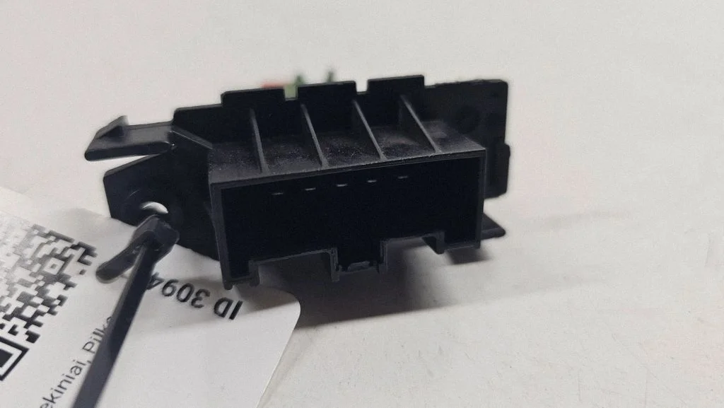 Heater blower motor/fan resistor