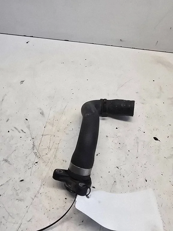 Engine coolant pipe/hose 11537603514