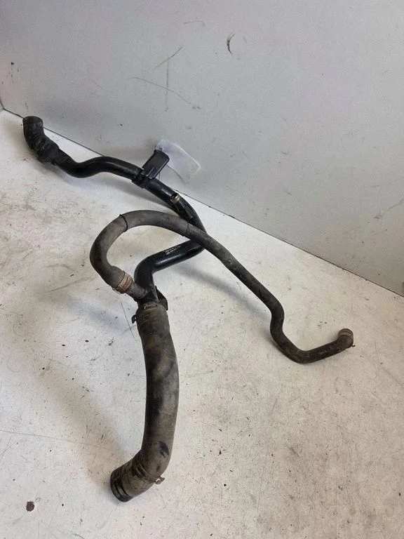 Engine coolant pipe/hose 9202090GZ1