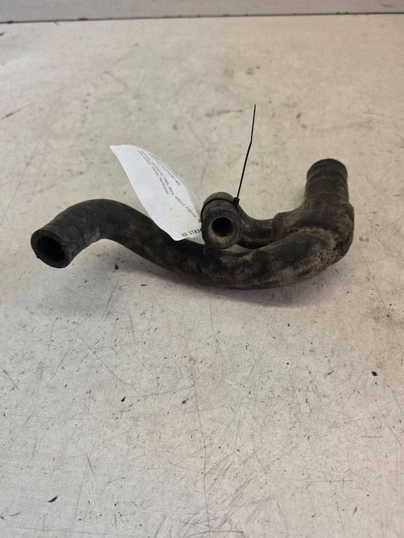 Engine coolant pipe/hose 037121058B