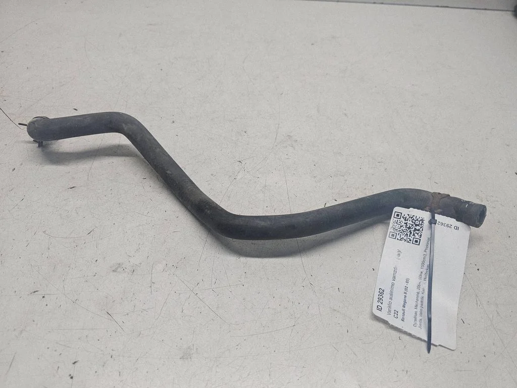 Engine coolant pipe/hose