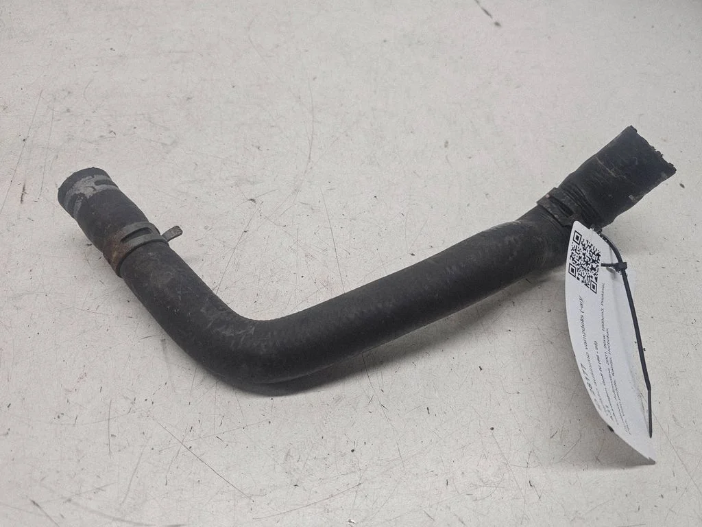 Engine coolant pipe/hose